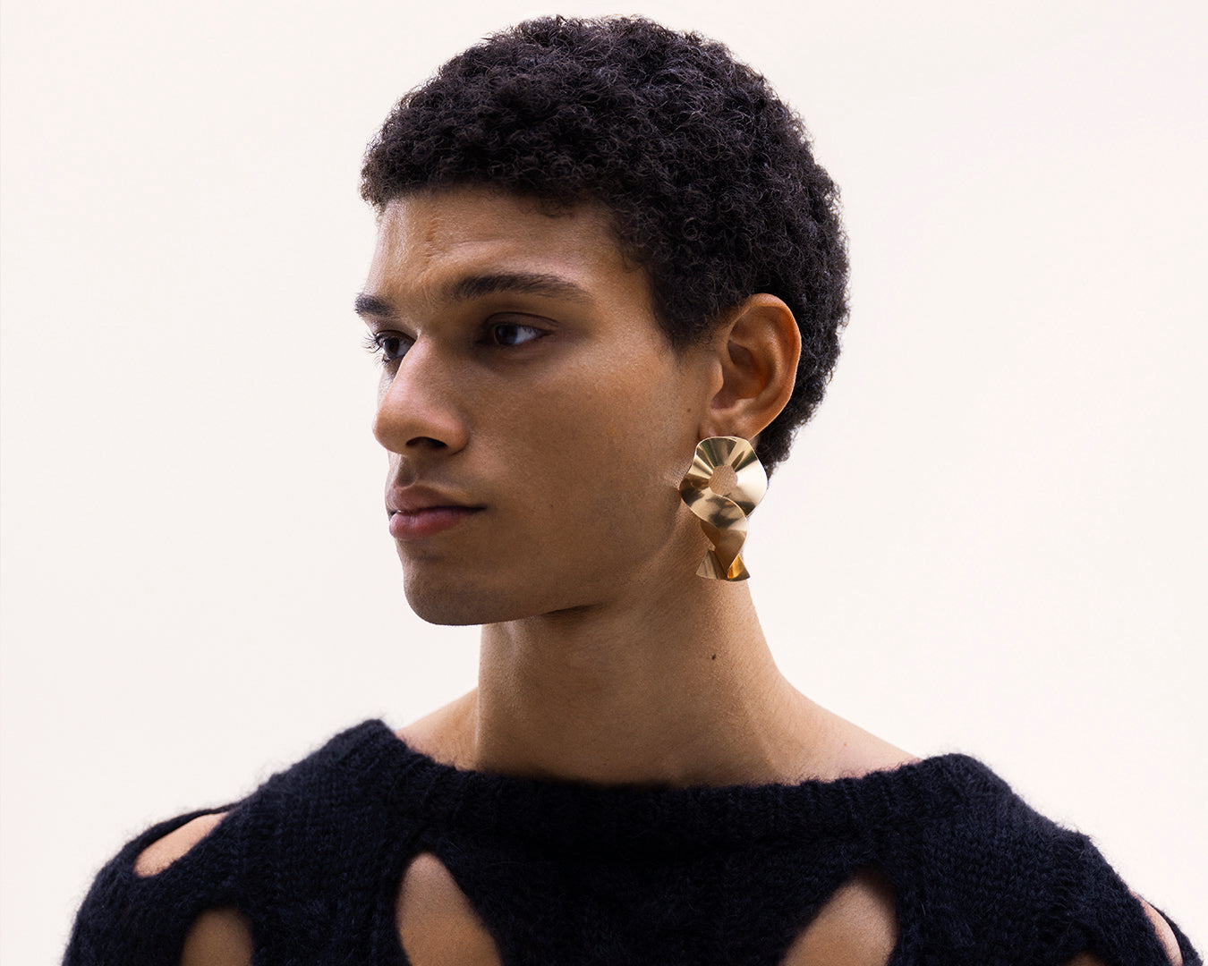 Kalevala-Vetovoima-korvakorut-isot-pronssi-kundilla