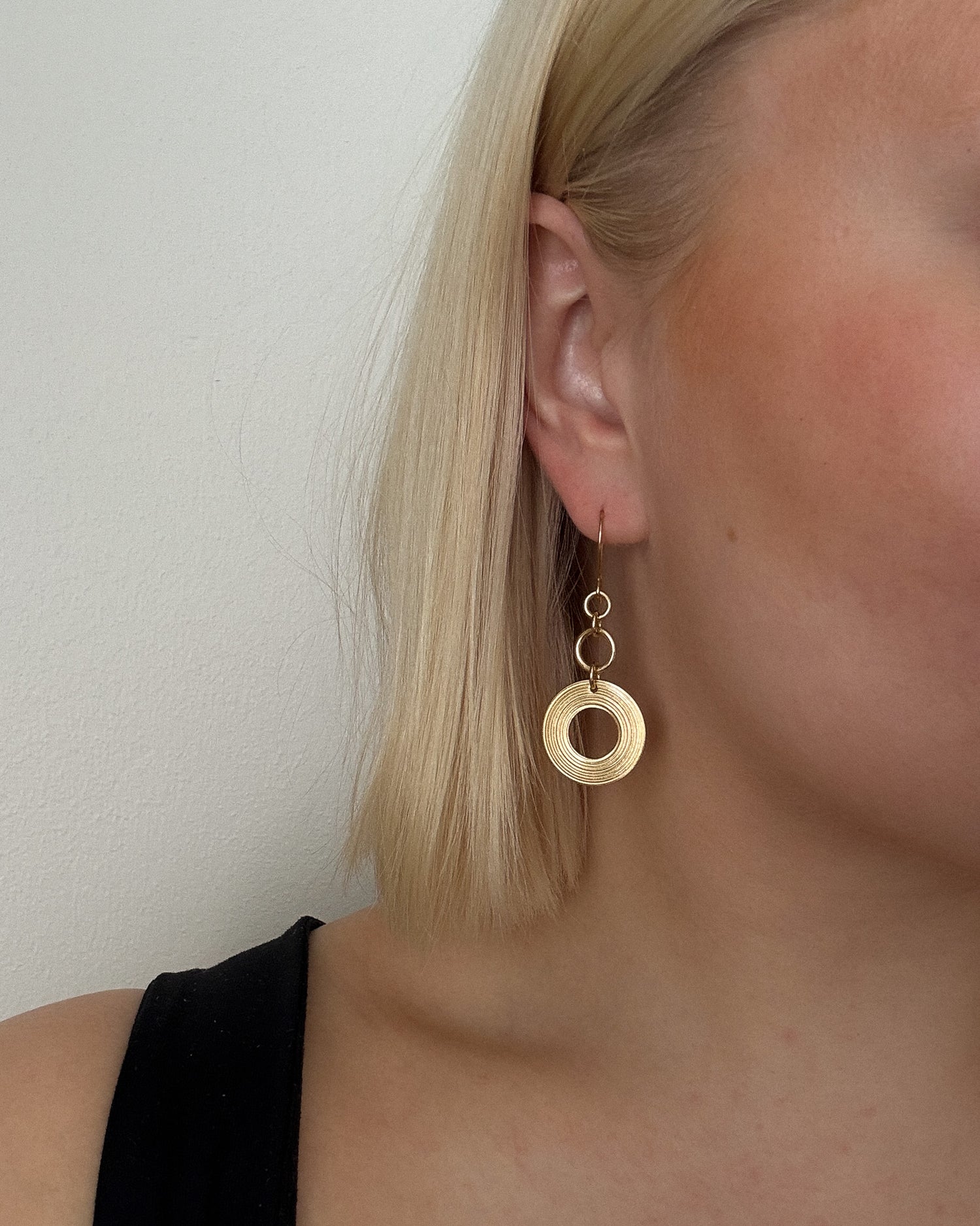 Kosmos Earrings small bronze
