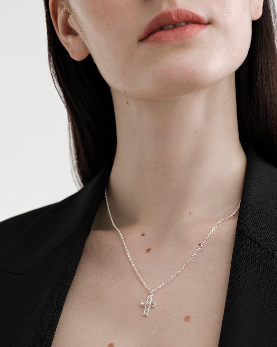 Filigree cross pendand silver cubic zirconia