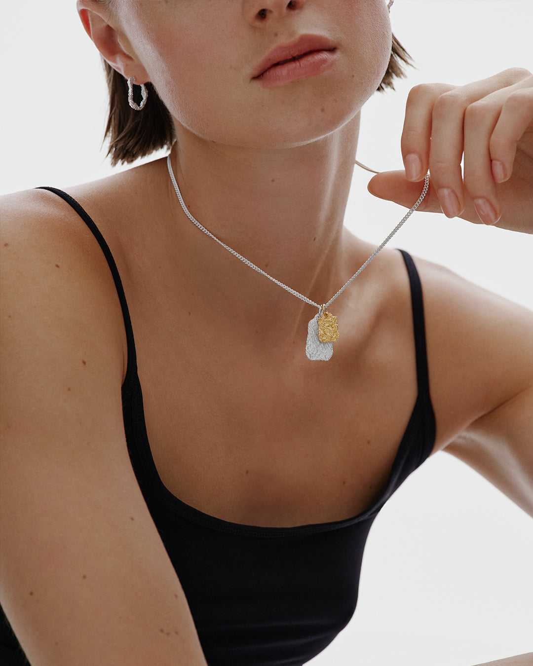 Itu hoop earrings silver