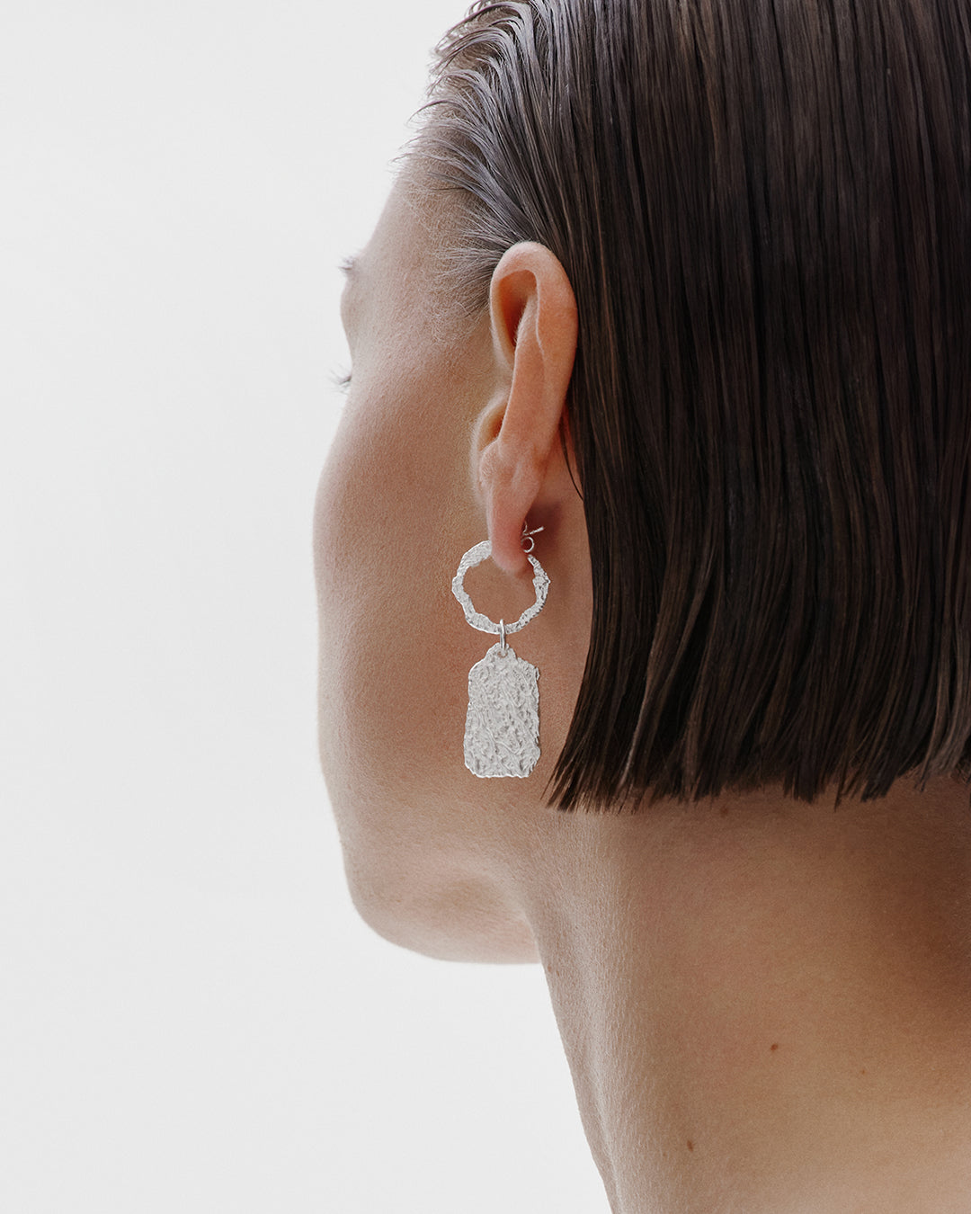Itu hoop earrings silver