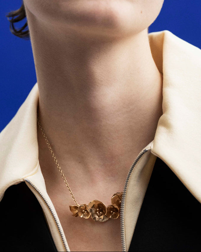 Summer Night Rose Necklace bronze