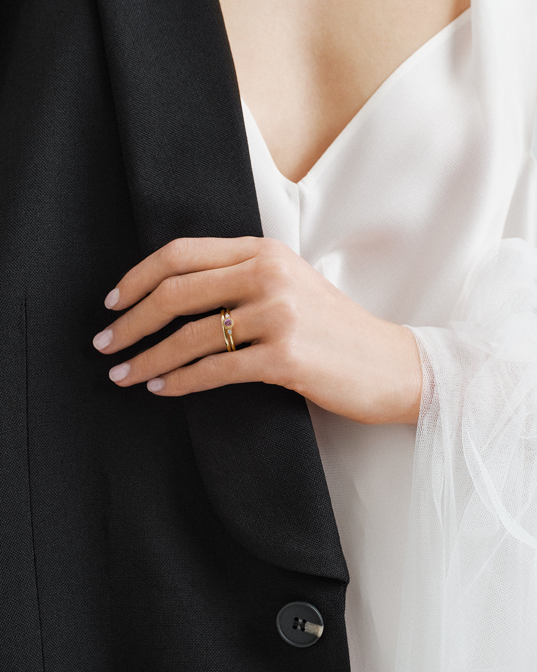 Valittu-sormus 2x0,03ct 1x0,17ct kulta