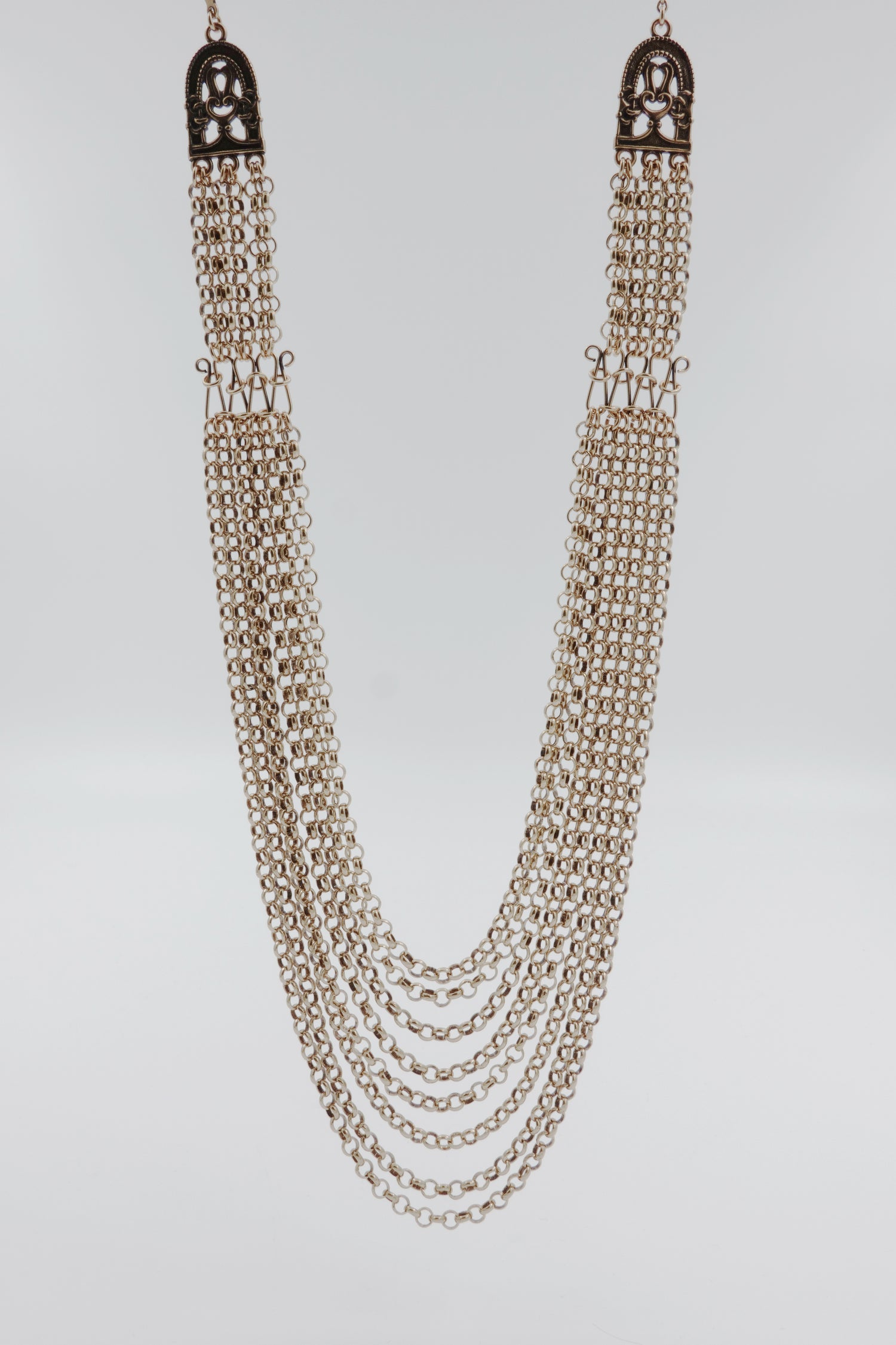 Kalevala-Pidetty-Paratiisi-kaulakoru