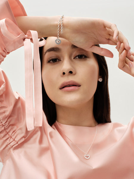 Roosa nauha 2025 Valoisa -korvakorut hopea pinkki zirkonia