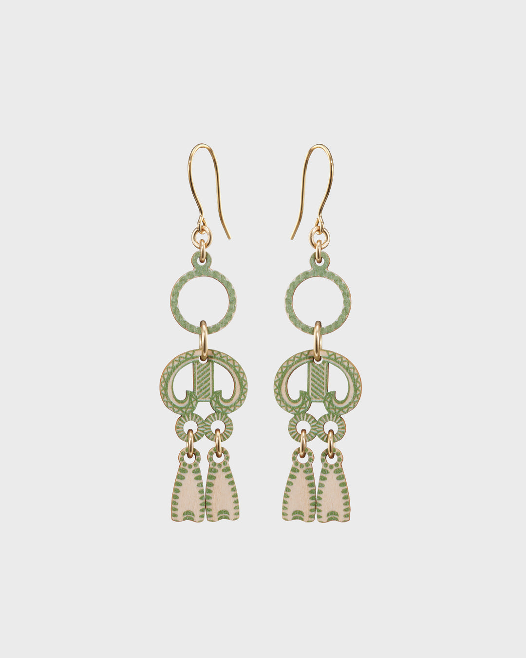 Pretzel plywood earrings green