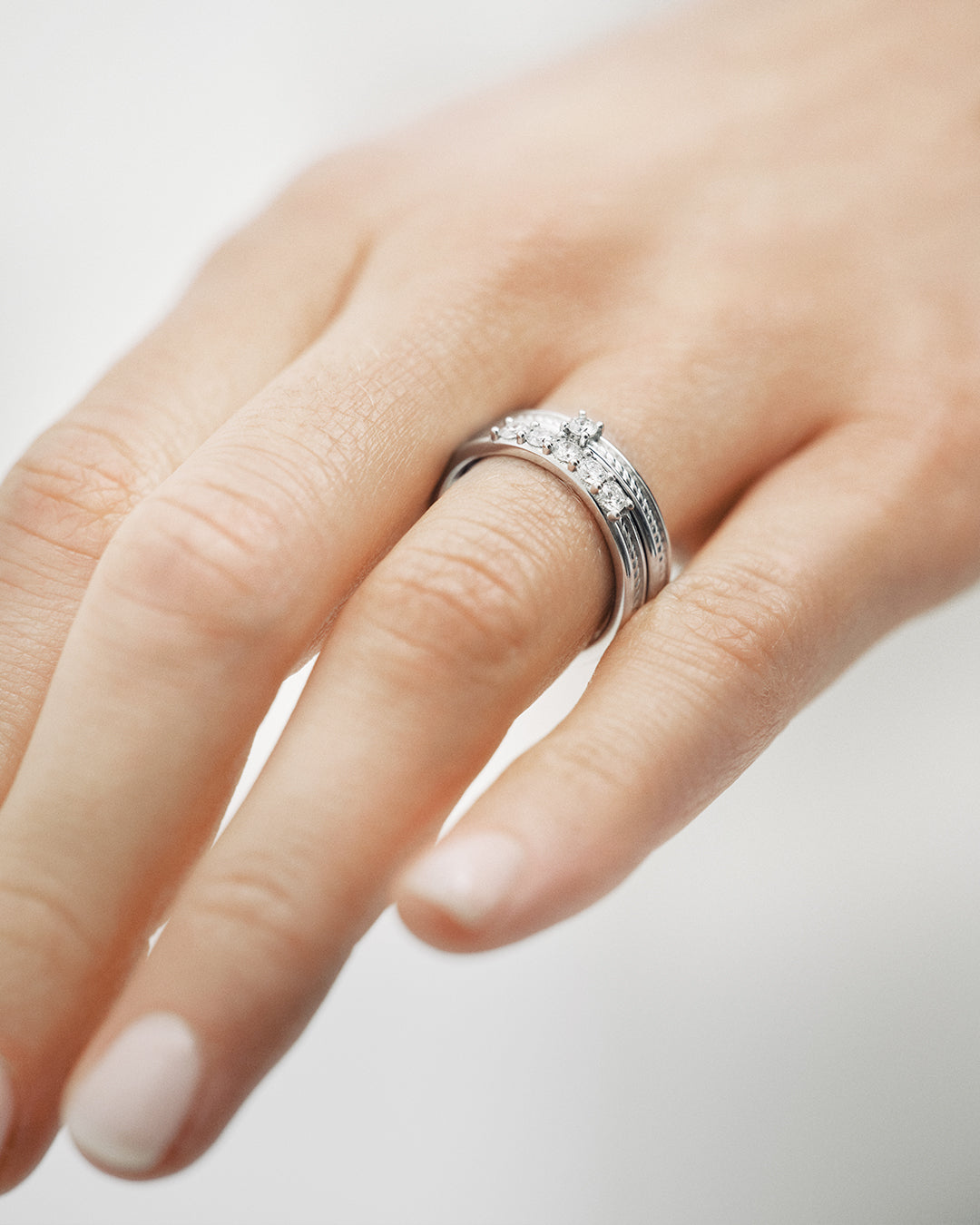 Ikiaikainen-sormus 1x0,06ct kulta