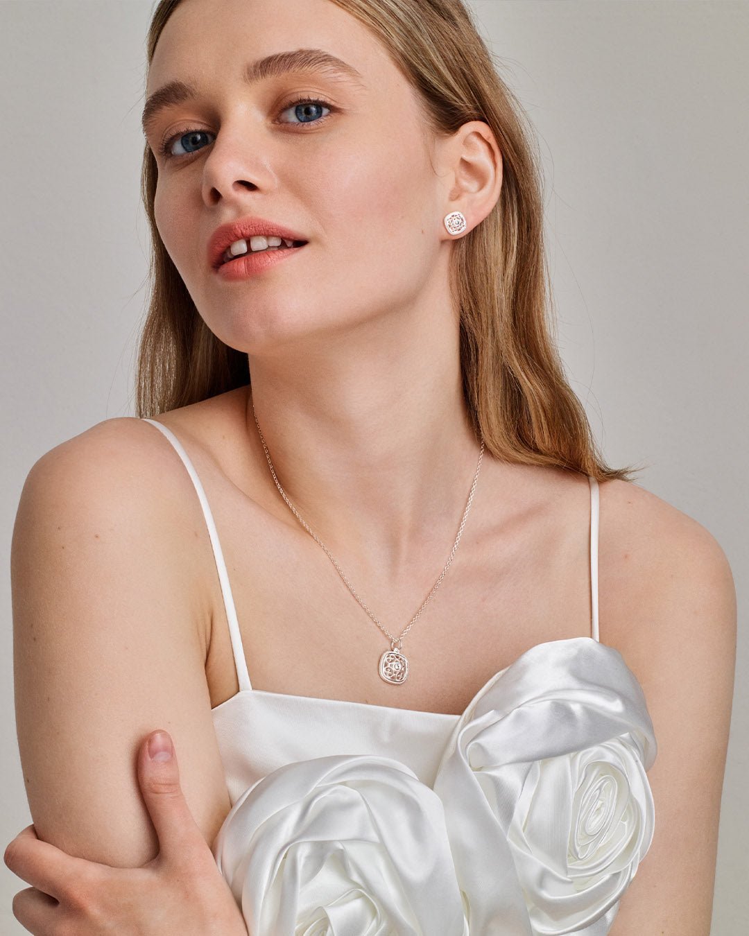 Filigree Pendant Silver