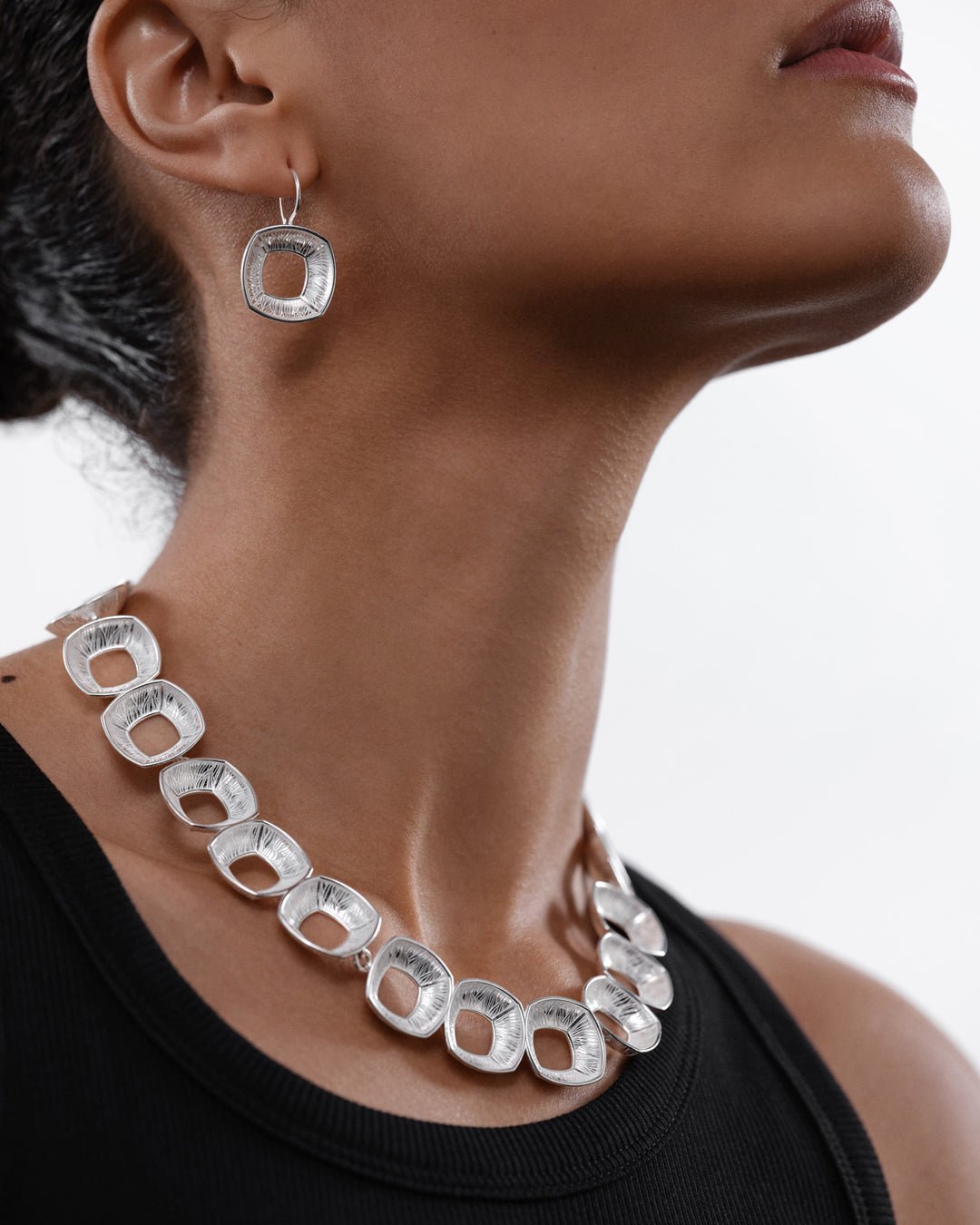 Kaiho-kaulakoru hopea