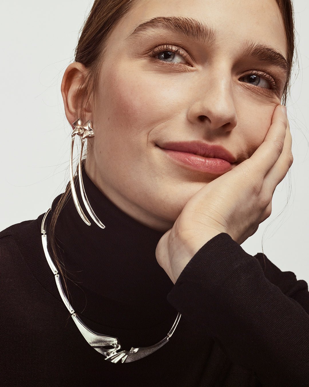 Ibis-kaulakoru hopea