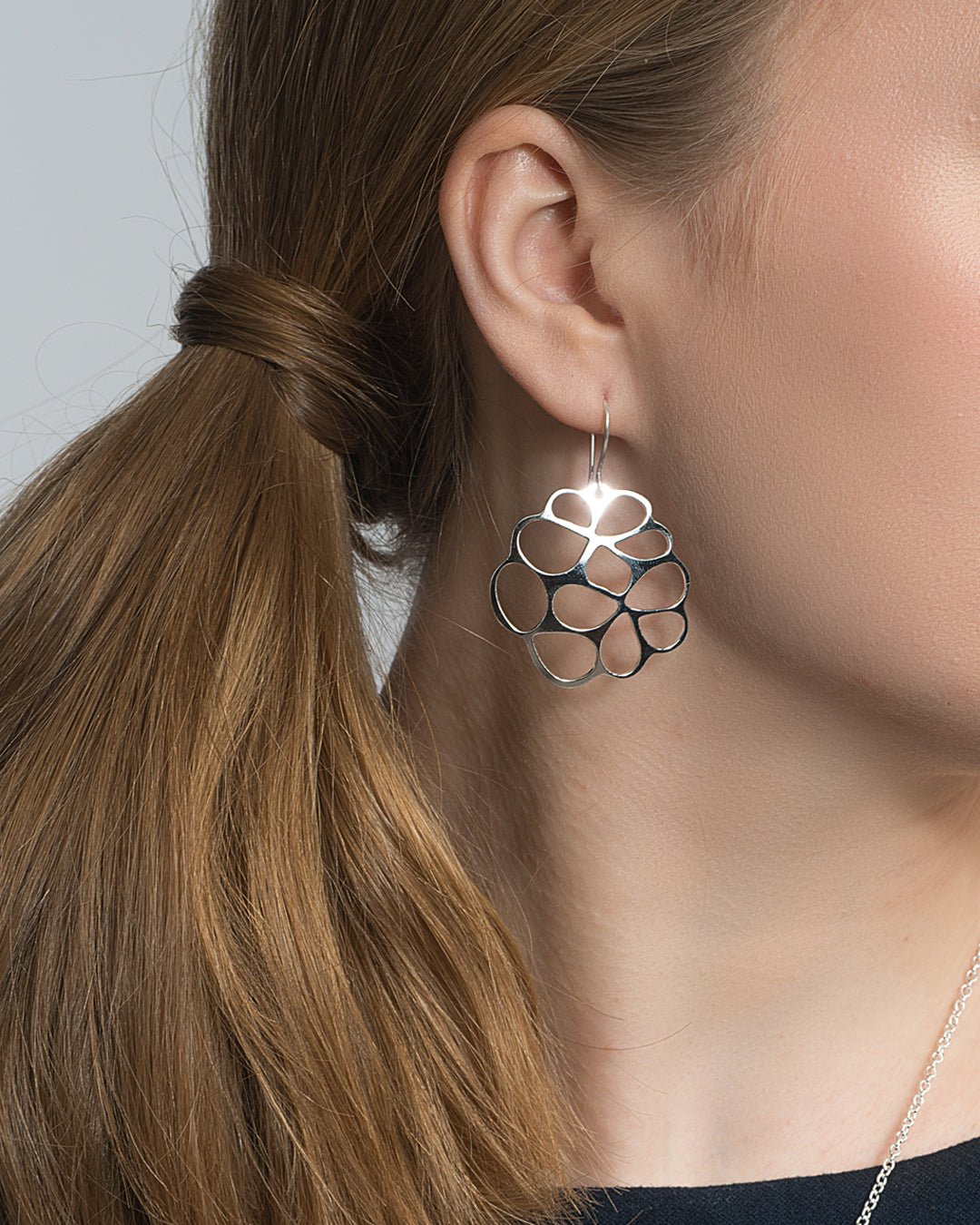 Mimosan hetki -korvakorut hopea