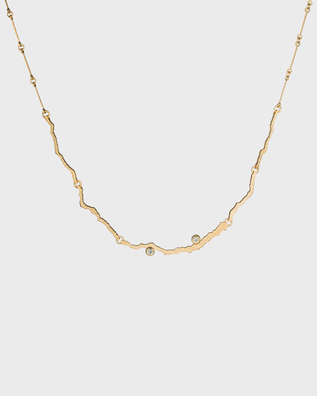 Kuutamoinen-kaulakoru – Kalevala-koru