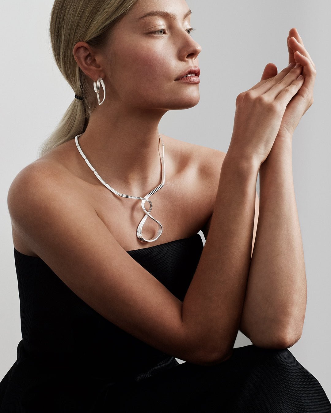 Sielu-korvakorut hopea