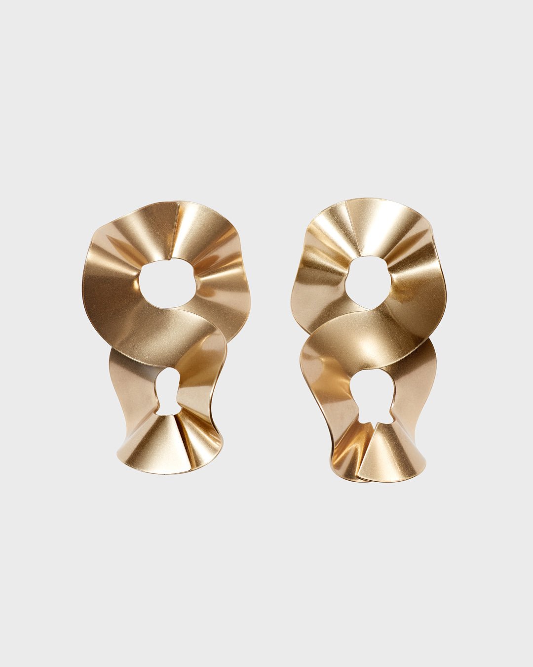 Alluring Earrings big bronze