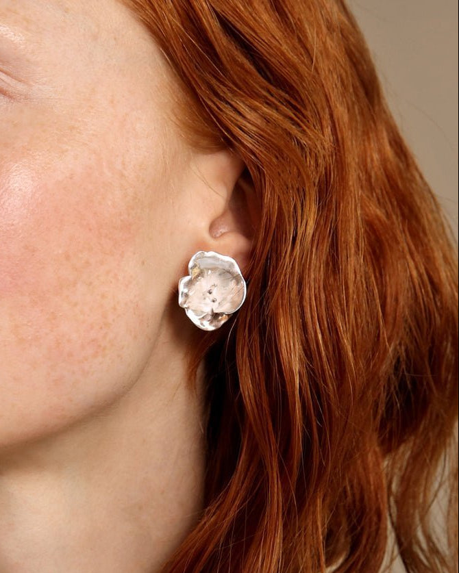 Summer night rose single earring medium size silver