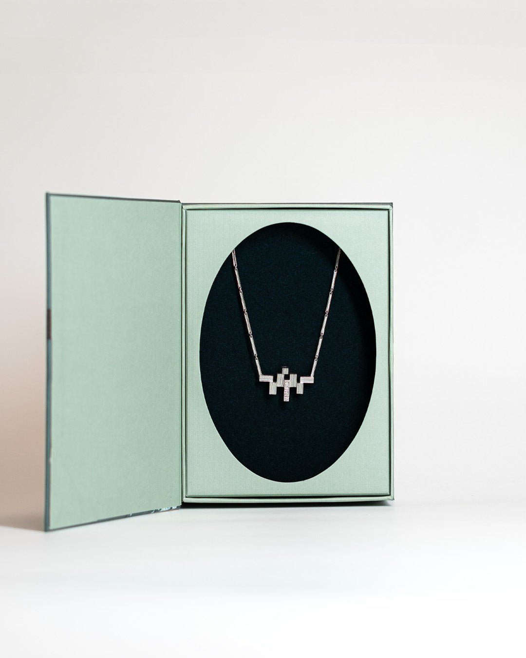 Amore-kaulakoru 4x0.03 valkokulta