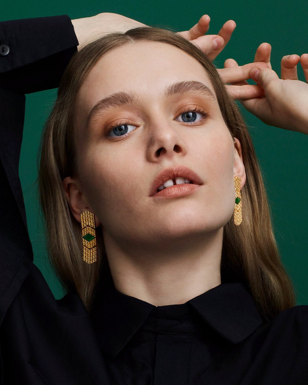 Haltija-korvakorut pronssi