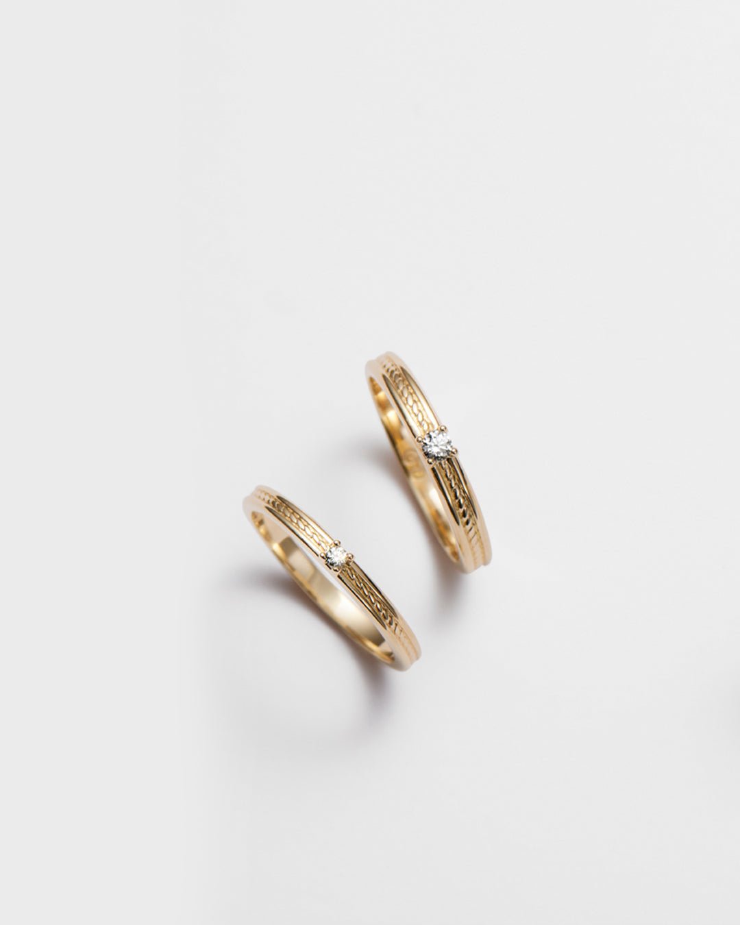 Ikiaikainen-sormus 1x0,06ct kulta