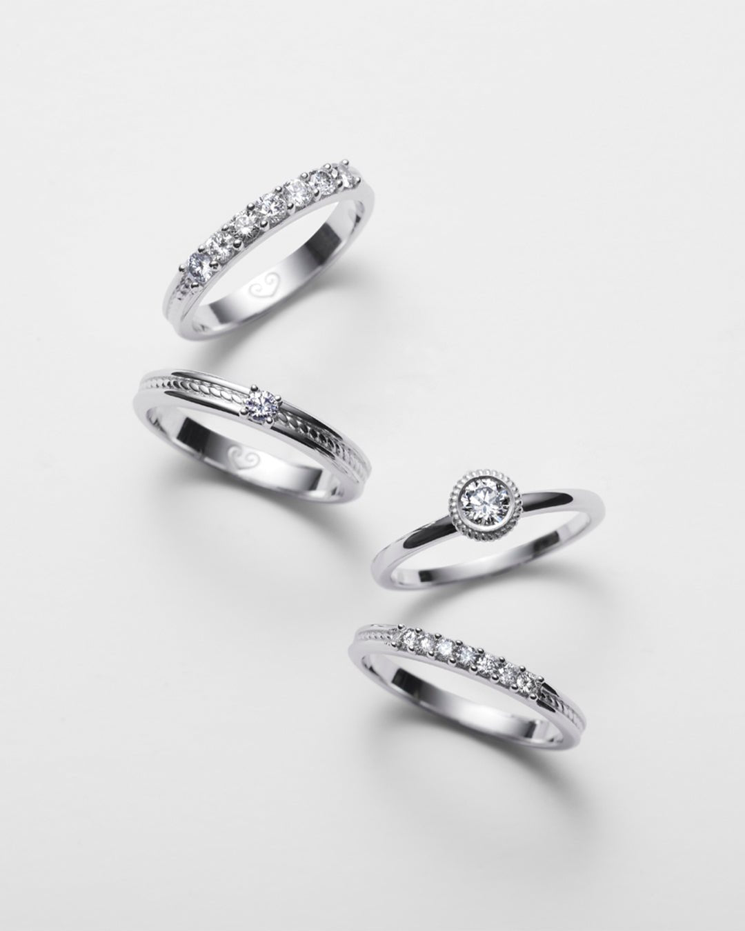 Ikiaikainen-sormus 1x0,06ct valkokulta