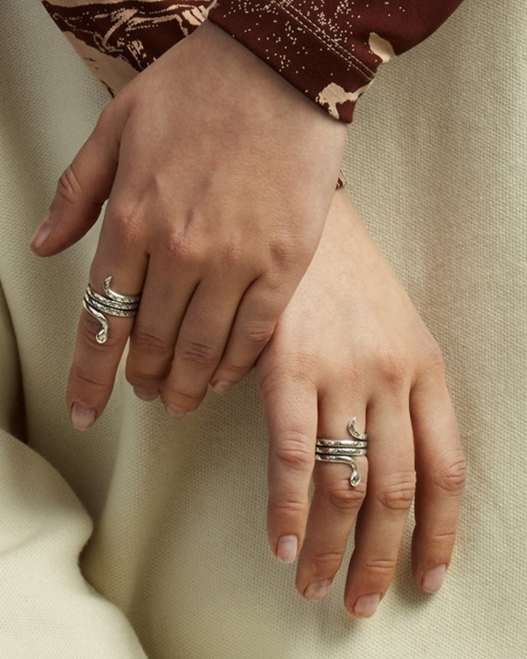 Käärmesormus hopea