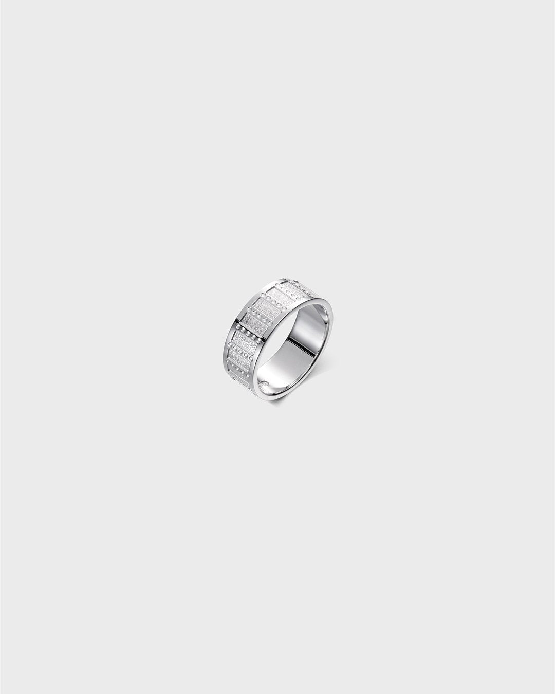 Legend Ring white gold
