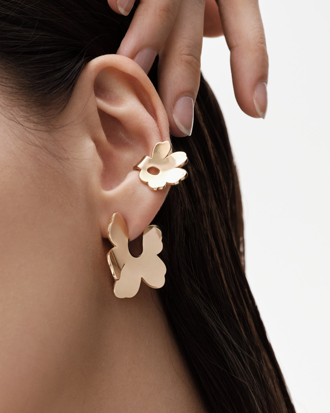 Unikko Earrings Small Bronze