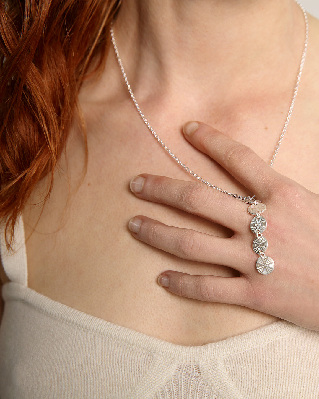 Kosmos-riipus 5 osaa hopea