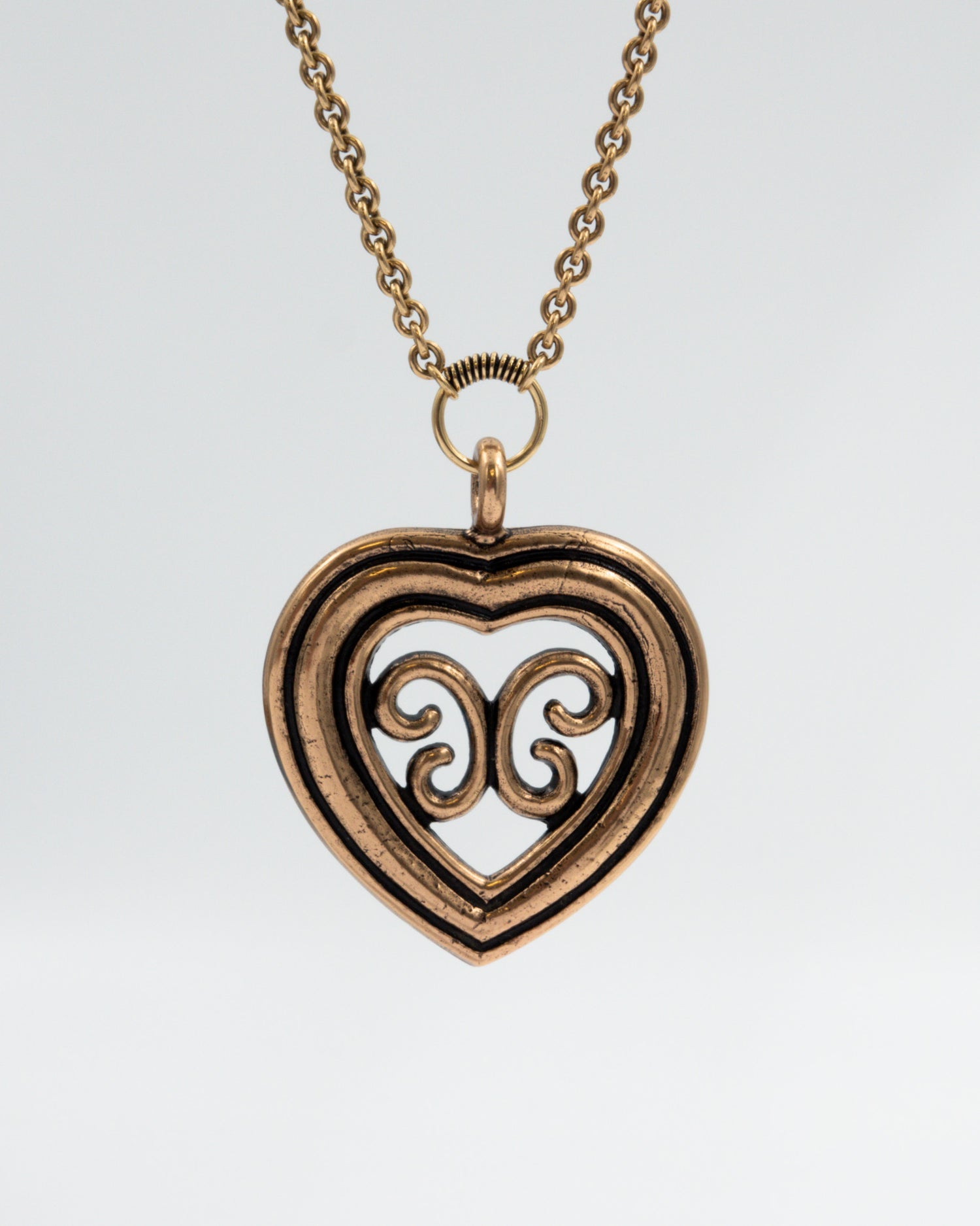 Preloved Utajärvi heart lpendant large 70 cm bronze