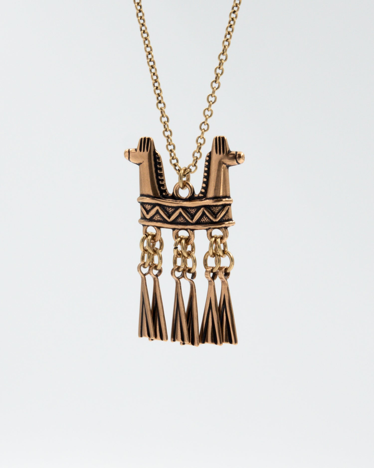 Pidetty Kaksipäinen hevonen -riipus 60 cm pronssi