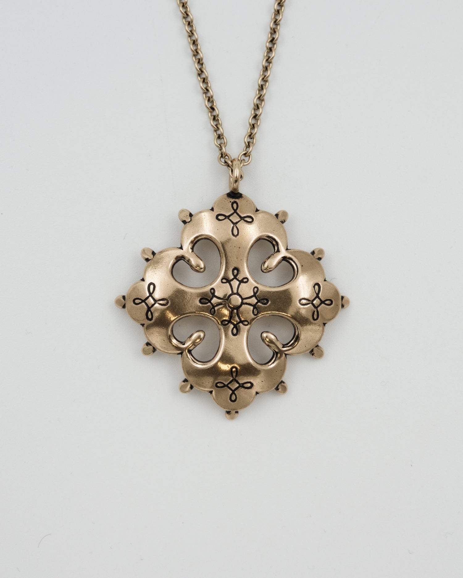Kept border-Karelian cross pendant bronze