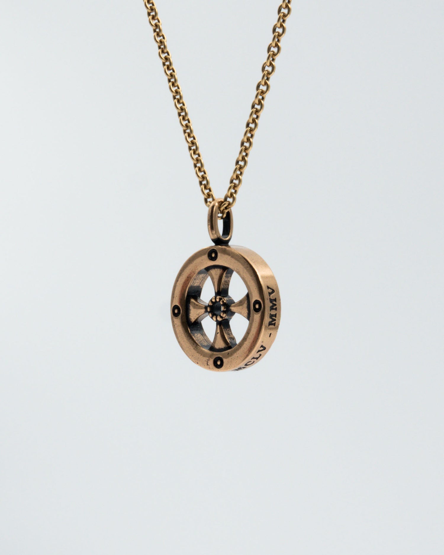 Held Church cross pendant 45-50 cm bronze